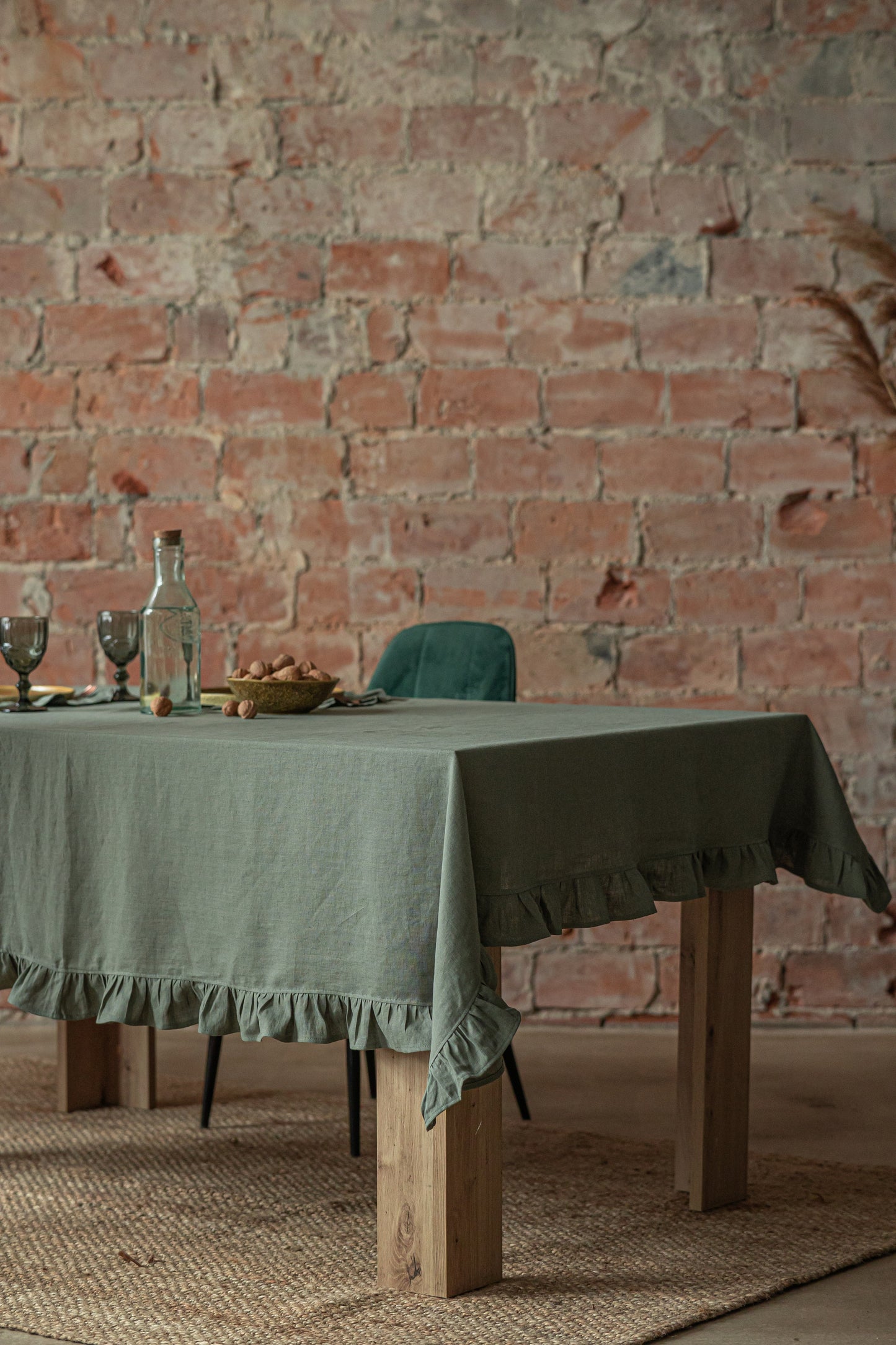 Linen tablecloth WHITE RUFFLES