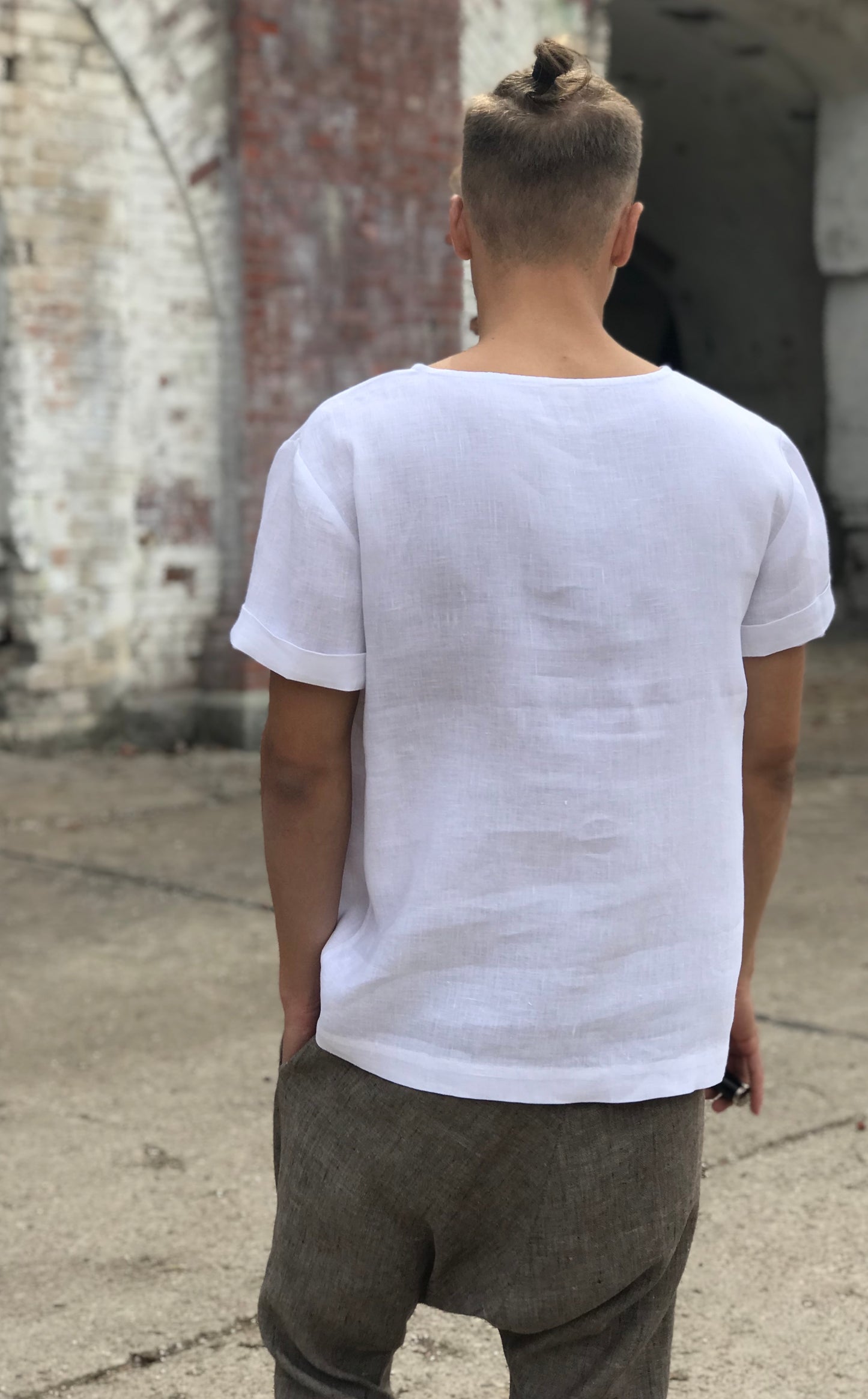 Vyriški lininiai marškinėliai, Basic