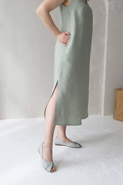 Linen V-neck Midi Dress Sleeveless, Dusty Mint, Size SMALL