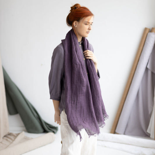 Lightweight linen scarf DUSTY LAVENDER