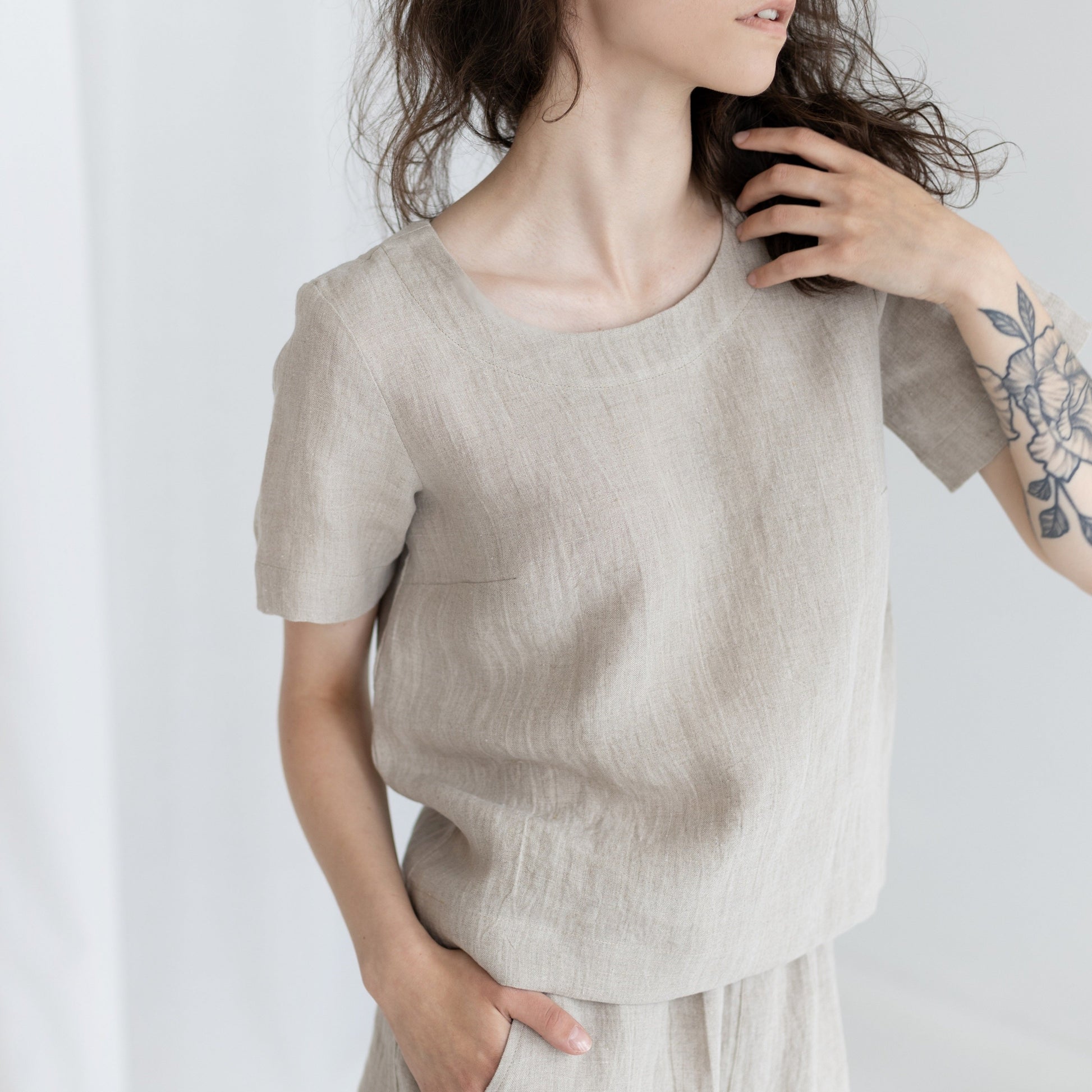 Women linen top, basic linen tshirt