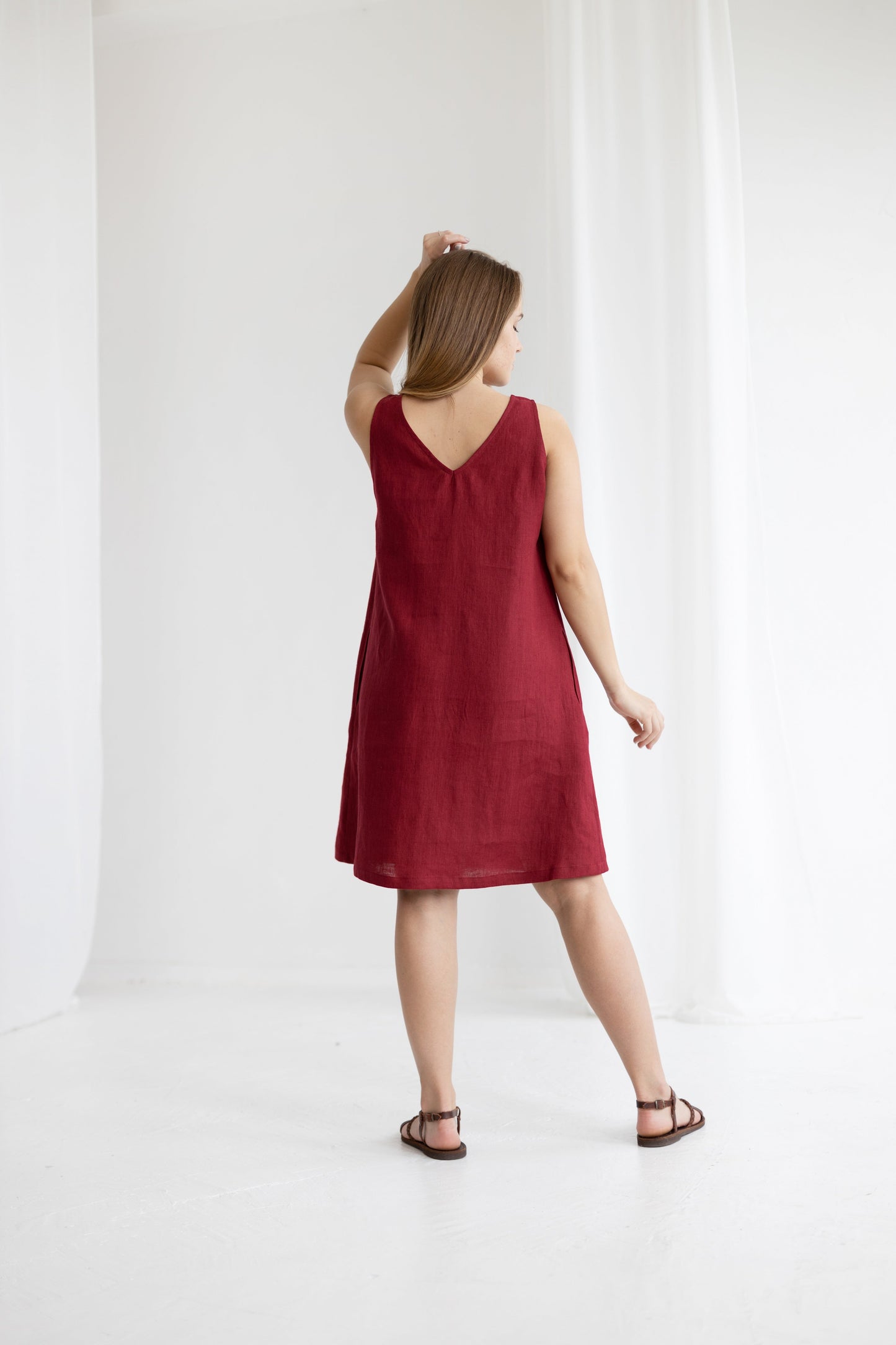 Linen V-neck Dress Cherry Red SMALL