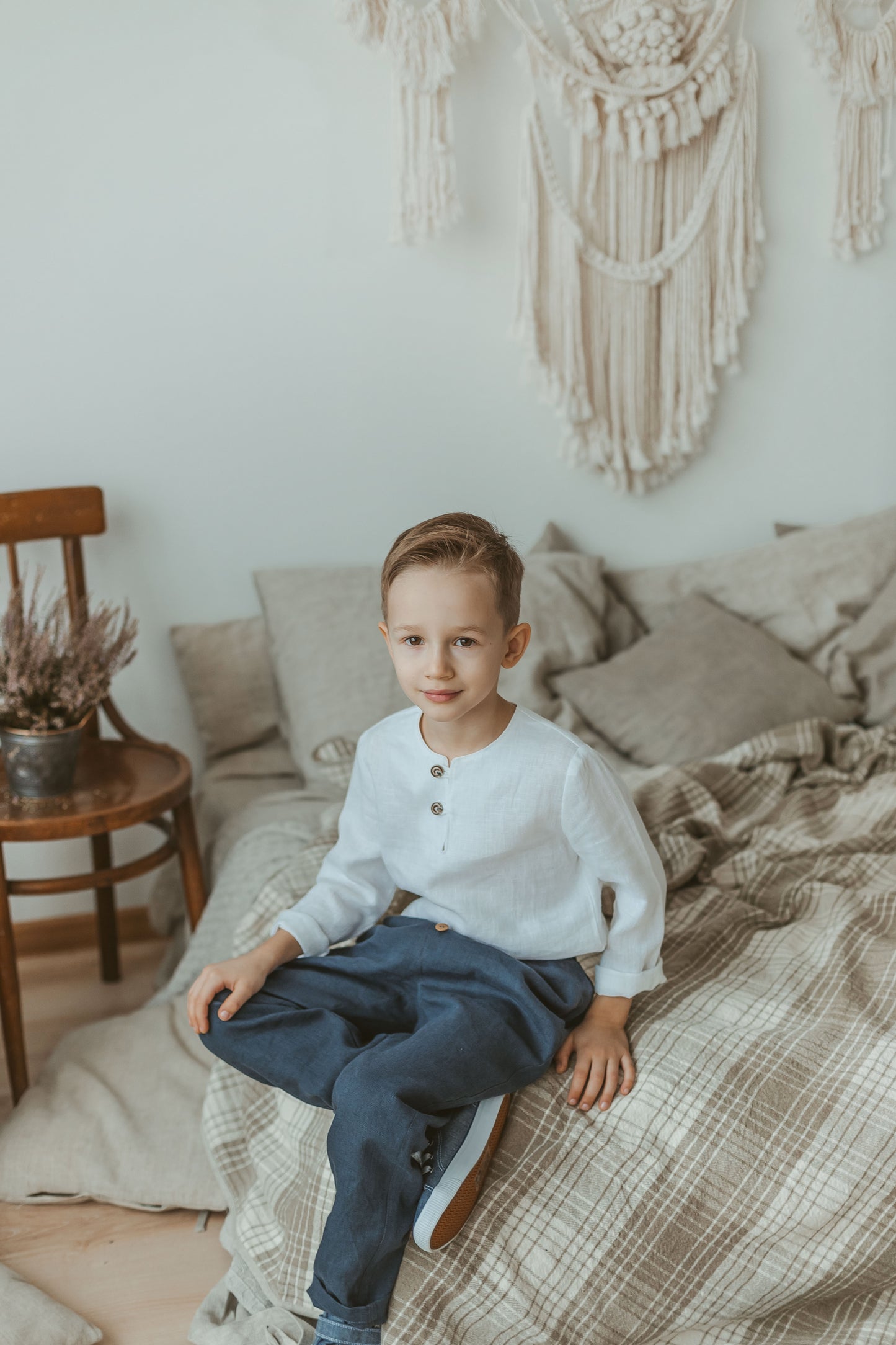 Boys linen pants with buttons, 4-9 YEARS