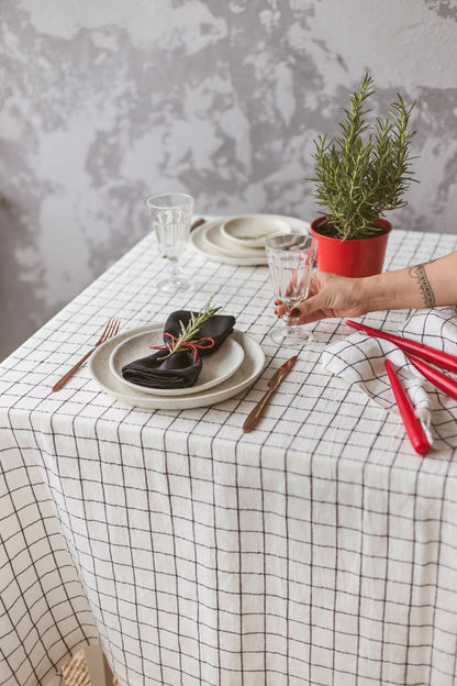 Linen tablecloth WIDE & REGULAR - Large windows