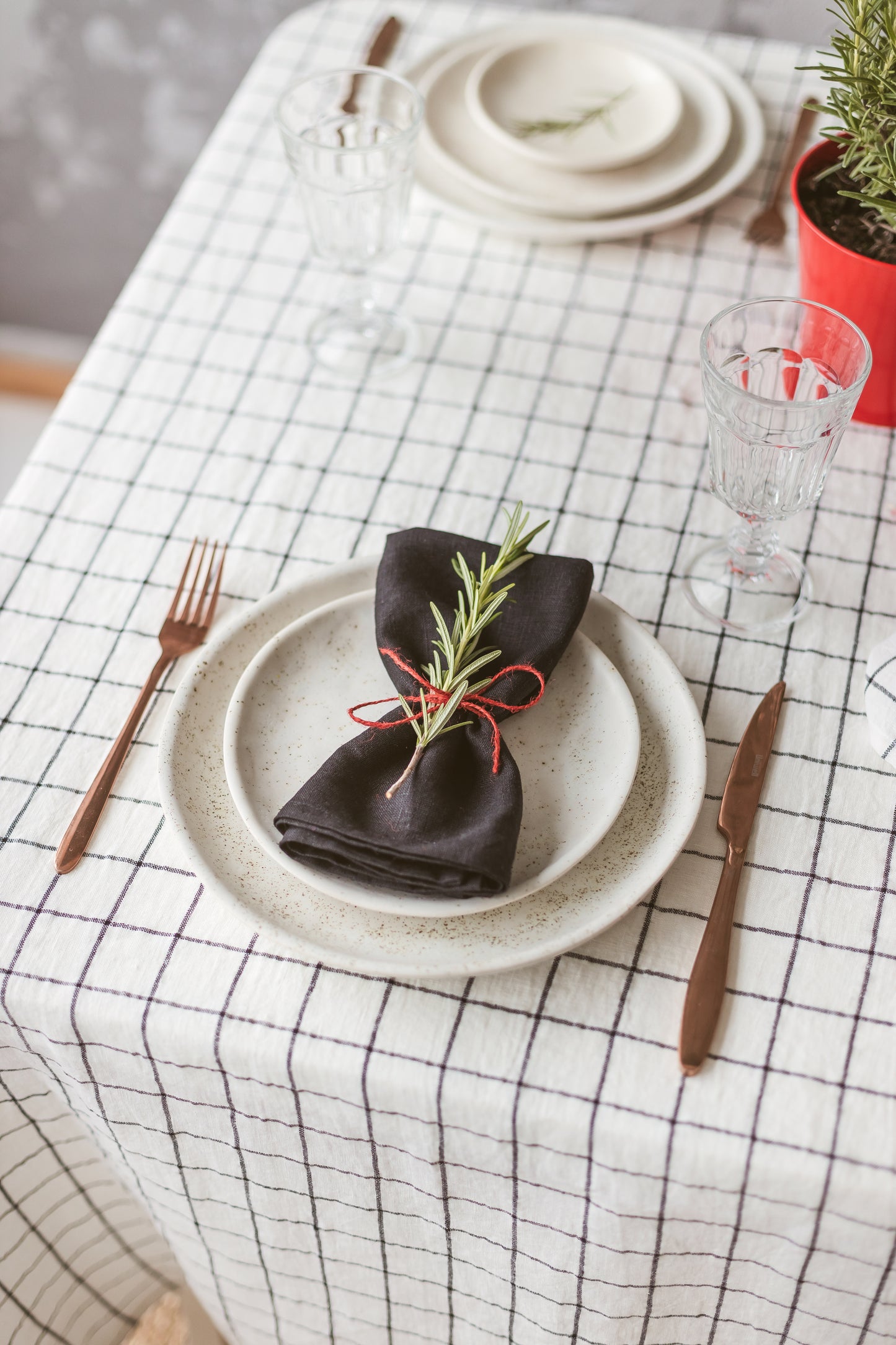 Linen tablecloth WIDE & REGULAR - Large windows